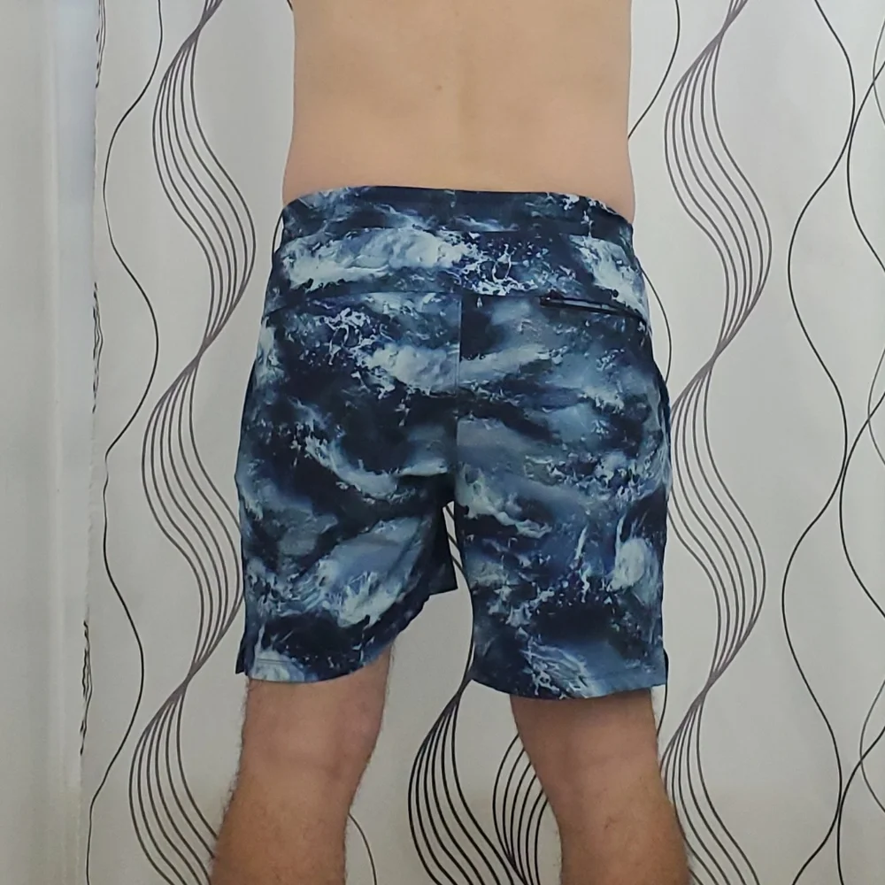 Lululemon Men's Channel Cross 7